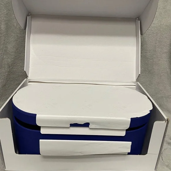 Dyson Airwrap Complete Long in Black and Purple - Picture 3 of 4